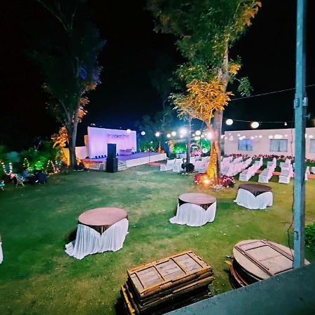 Hotel Lions Den Lonavala Luaran gambar