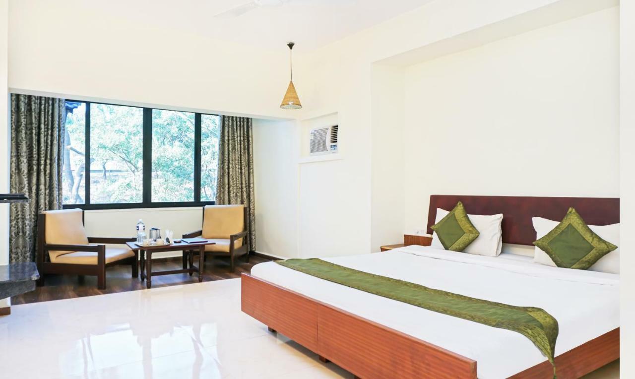 Hotel Lions Den Lonavala Luaran gambar