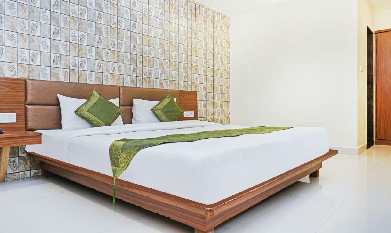 Hotel Lions Den Lonavala Luaran gambar