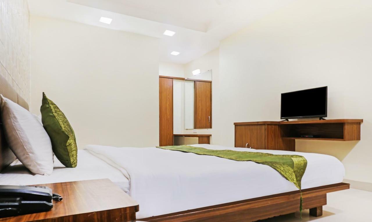 Hotel Lions Den Lonavala Luaran gambar
